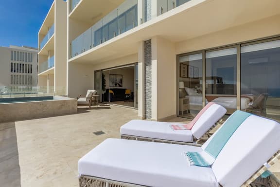 Cabo Retreat w/ Private Pool & Sea Views