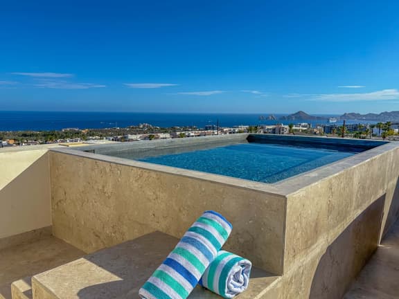 SkyCabo Penthouse + Rooftop Pool + Ocean Views